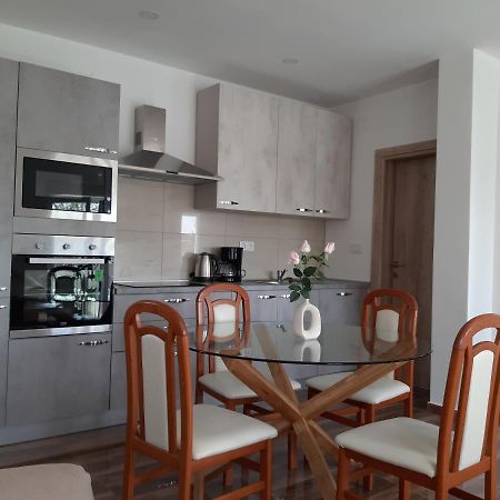 Apartments Tea And Tamara Пировац Экстерьер фото