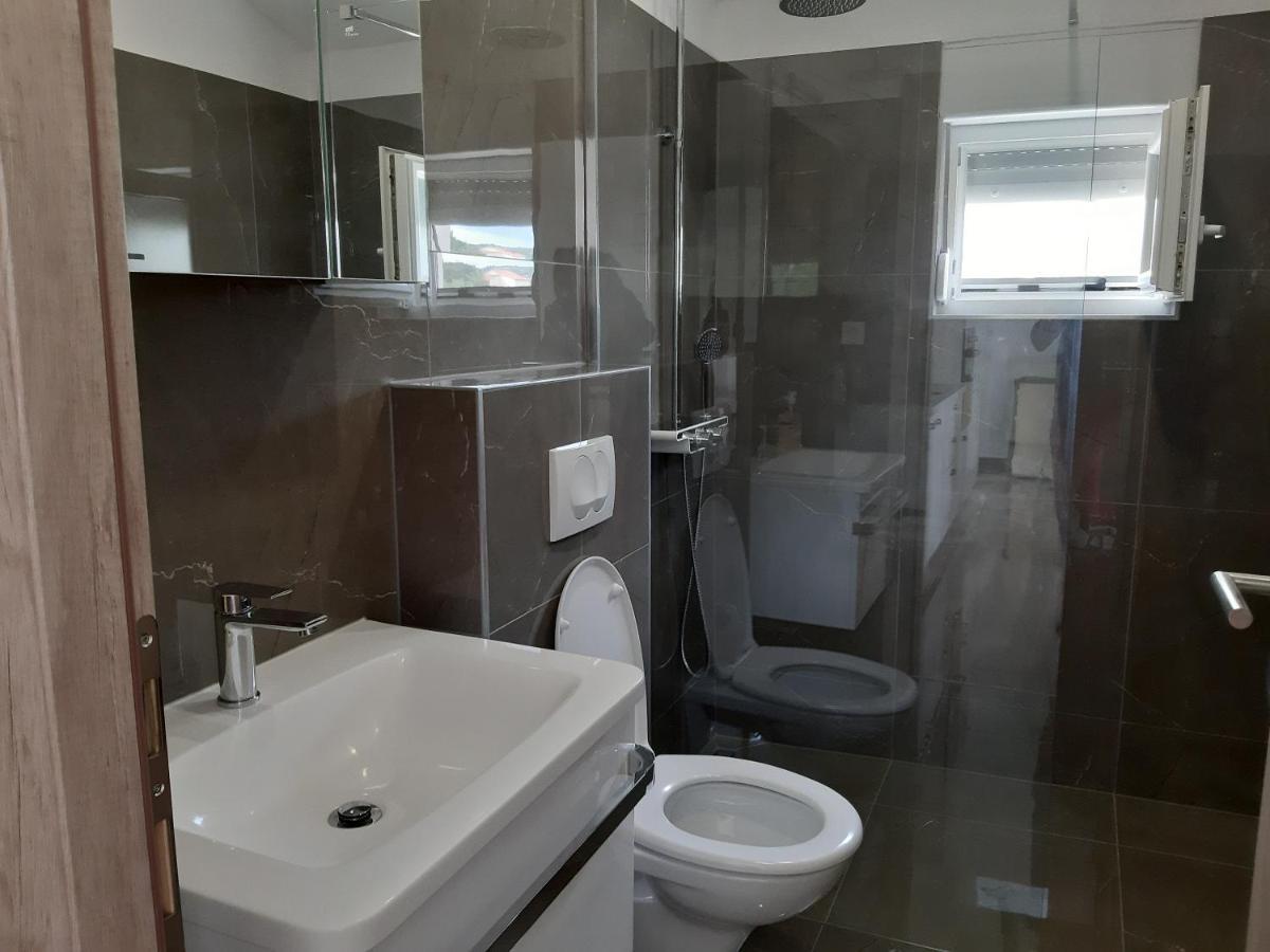 Apartments Tea And Tamara Пировац Экстерьер фото